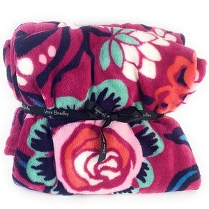 COPY - Vera Bradley Throw Blanket 80" x 50"